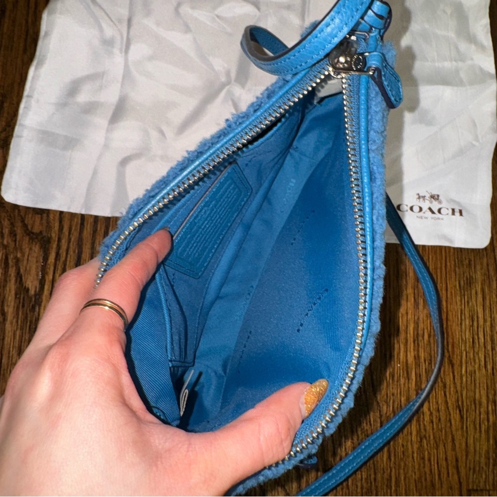 COACH Rhyder Blue Shearling Crossbody Pochette - Picture 5 of 8